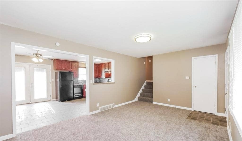 A 3bed 1.5bath home for rent