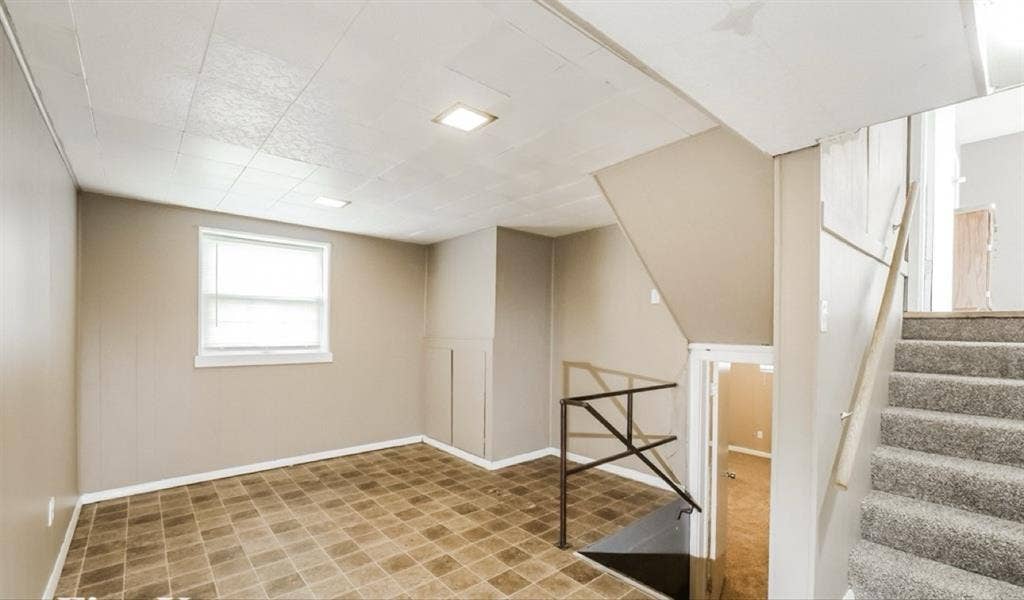 A 3bed 1.5bath home for rent