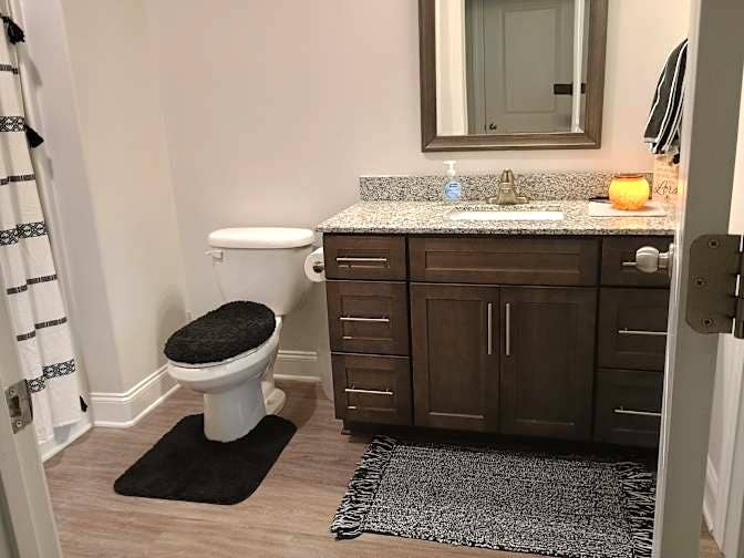 Seeking A Responsible Roommate