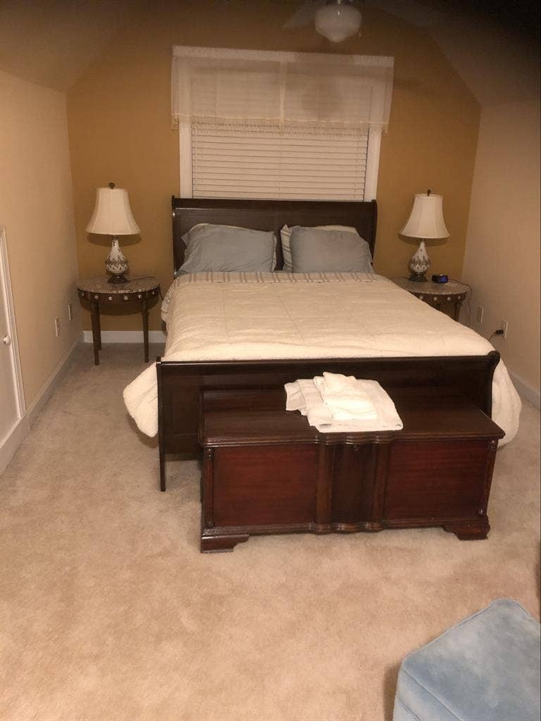 Room in luxurious home