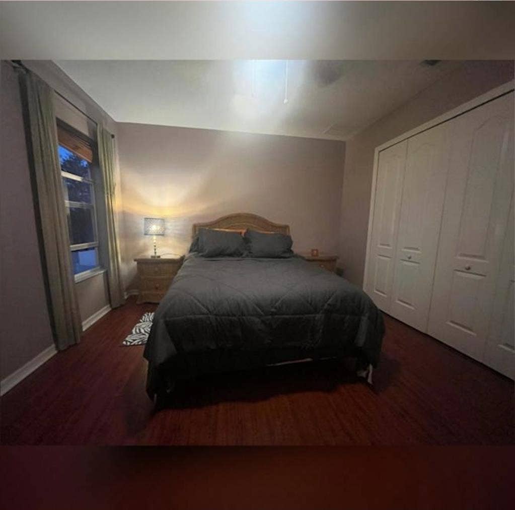 Rent a lovely room in my home