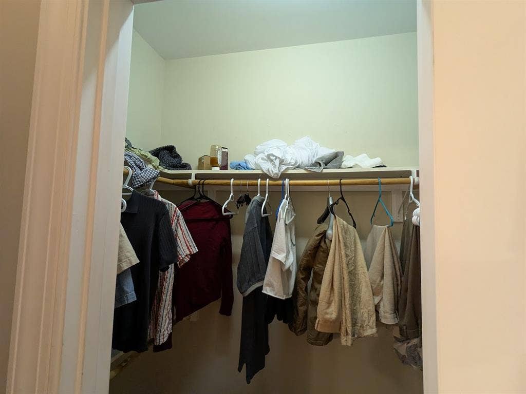 Room in House Next to Duke East