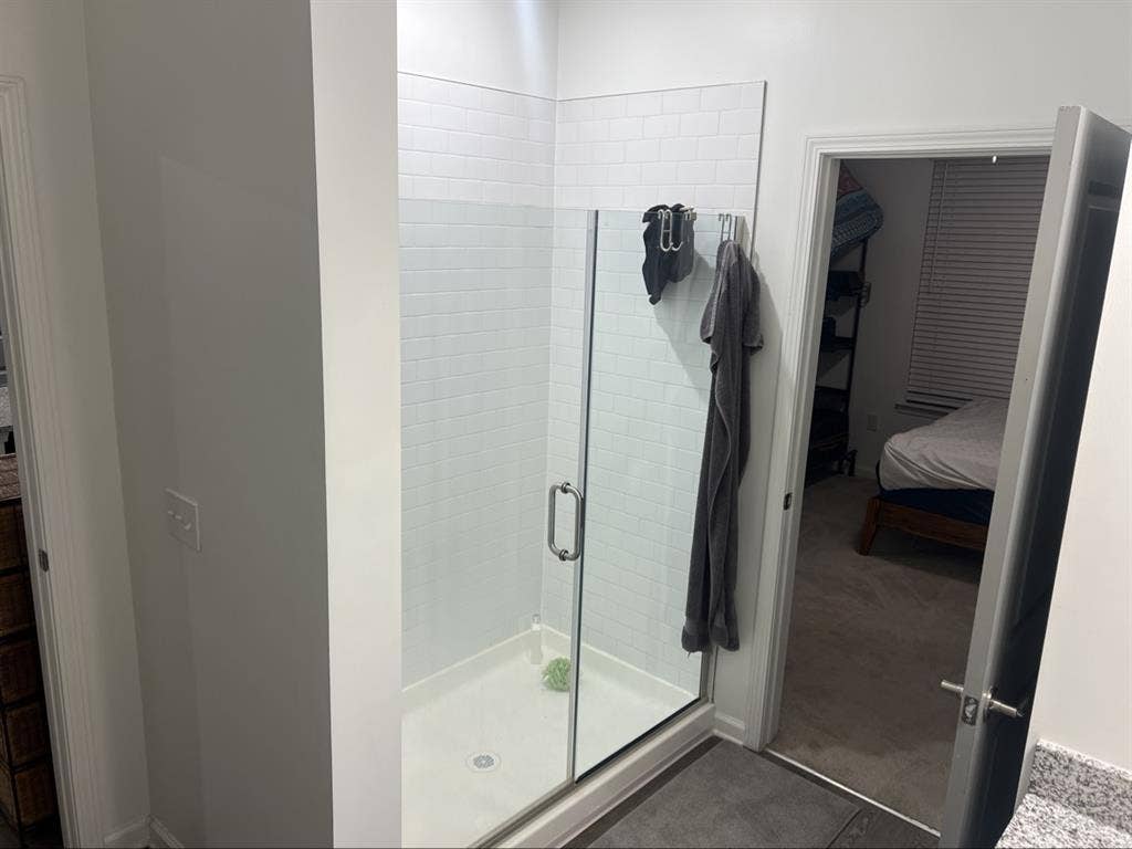July Aug Sept fully furnished!