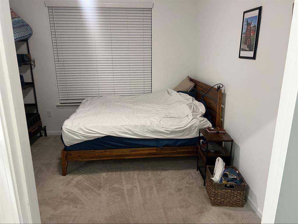 July Aug Sept fully furnished!