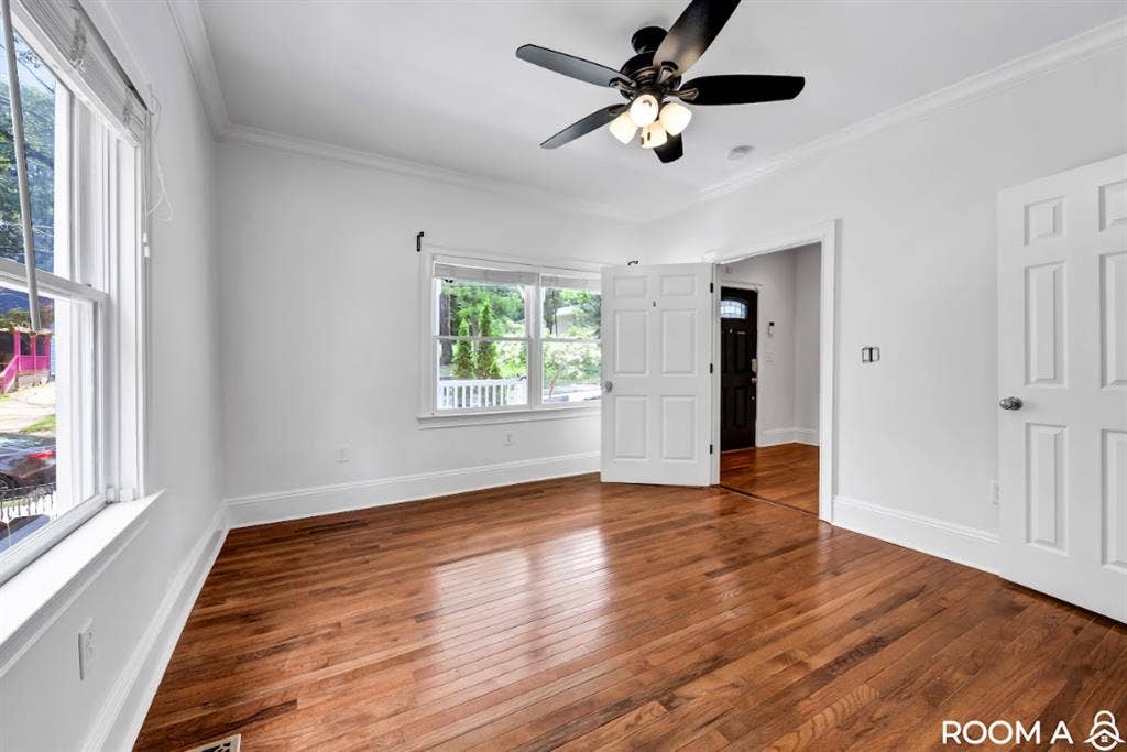 Available Room in Peoplestown