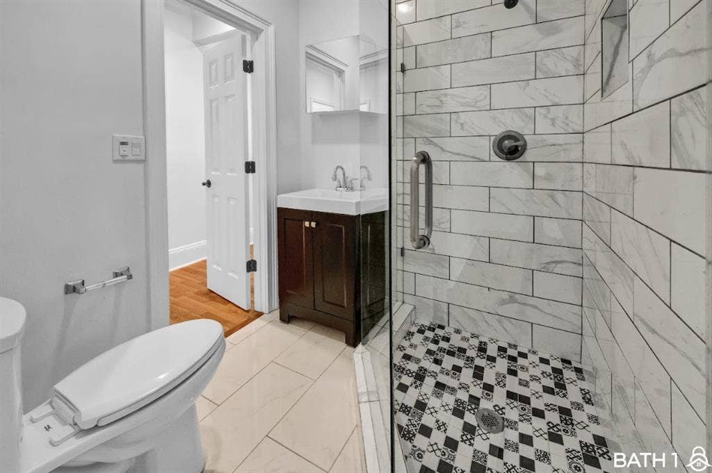 Available Room in Peoplestown