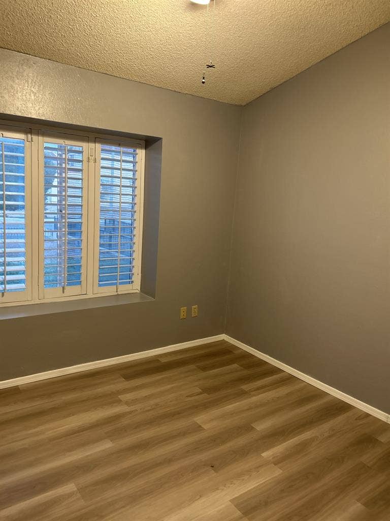 Beautiful room for rent in Peoria