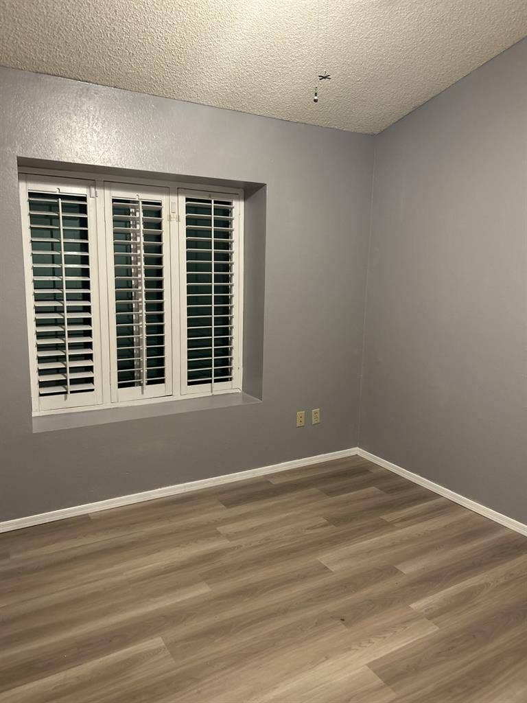 Beautiful room for rent in Peoria