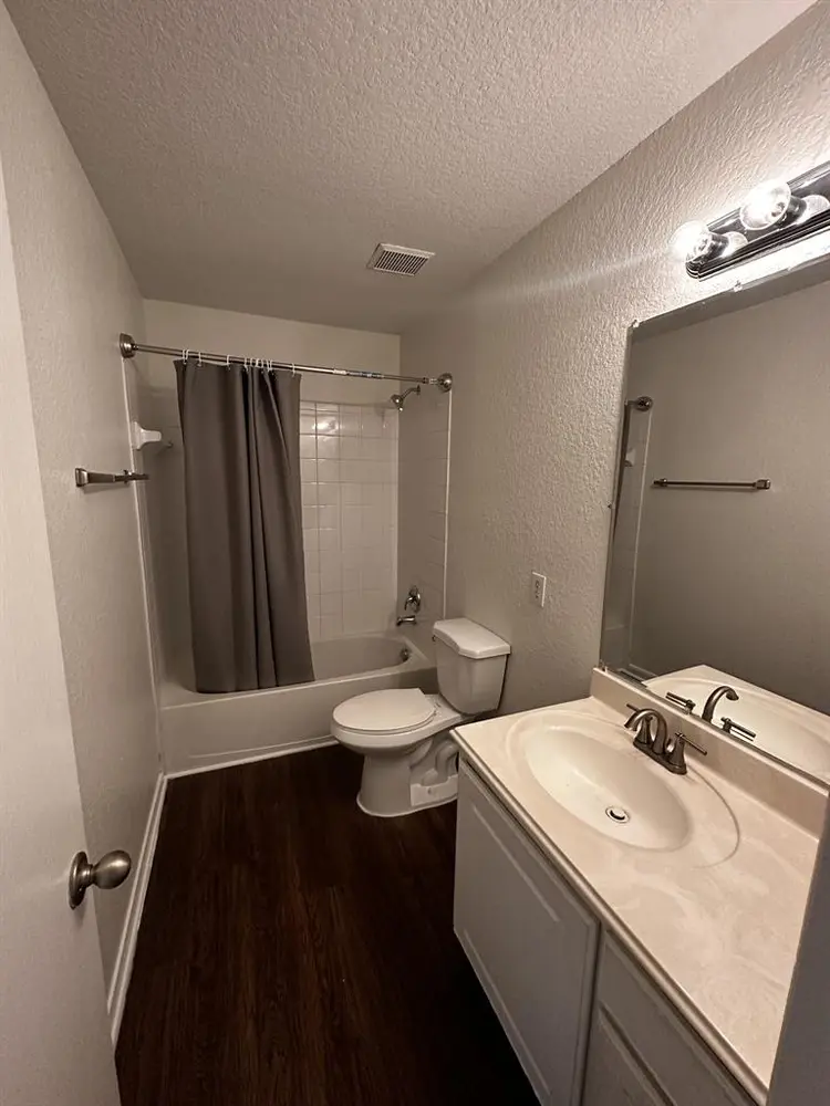 Room for rent $725
