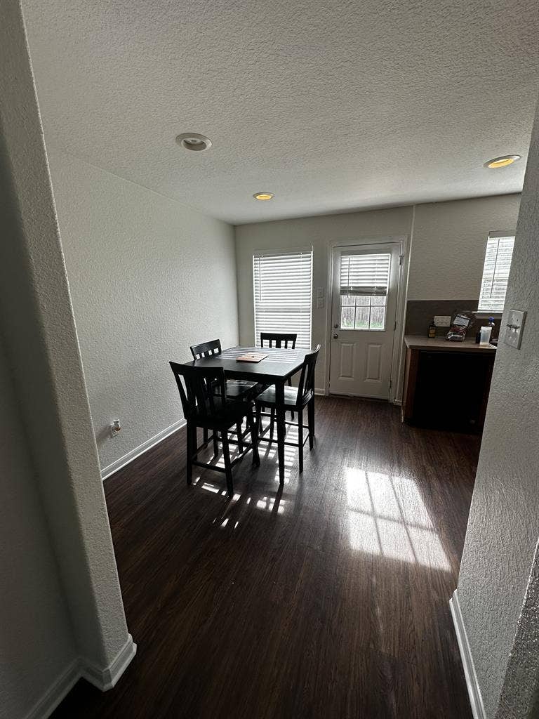 Room for rent $725