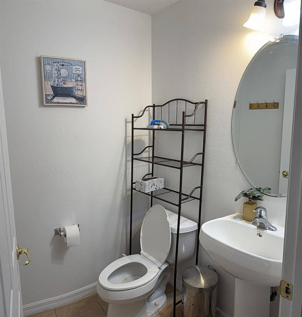Move-In Ready Room with Queen Bed