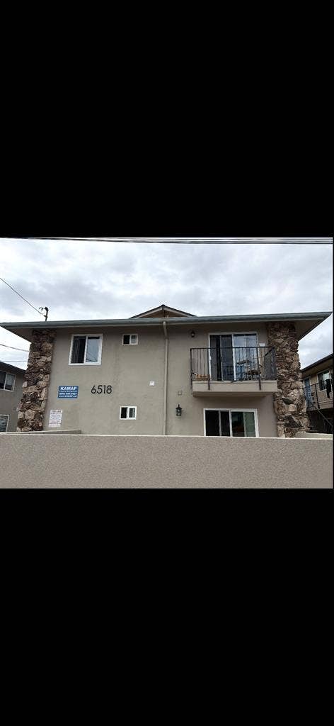 URGENT FALL SUBLEASE NEAR CAMPUS
