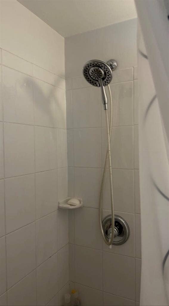 2 bedroom apt. Need 2nd roommate.