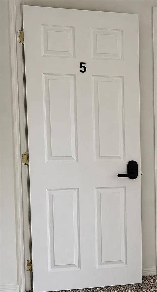 Pvt Furnished Room in Shared Home