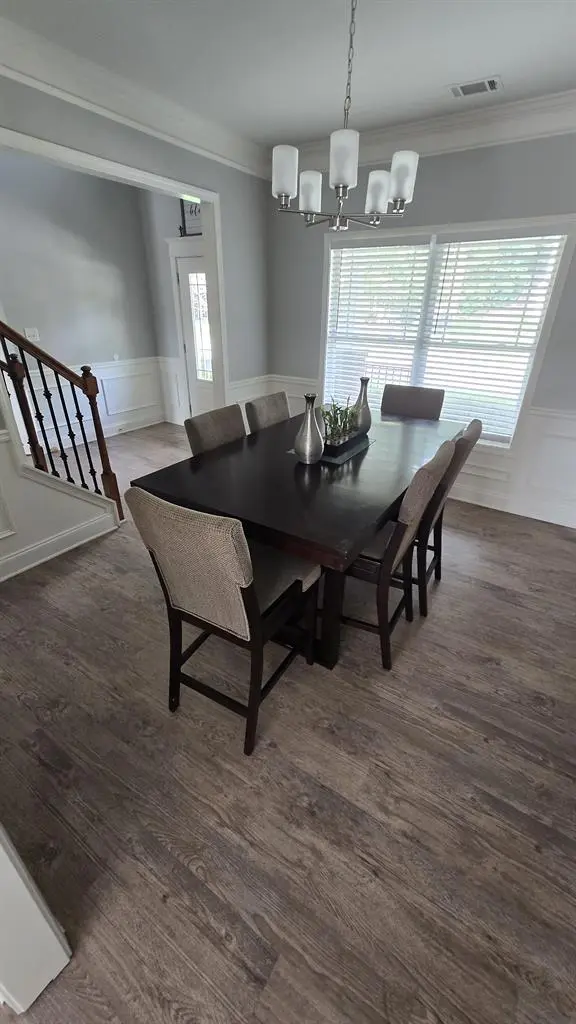 Room in beautiful Buford Home