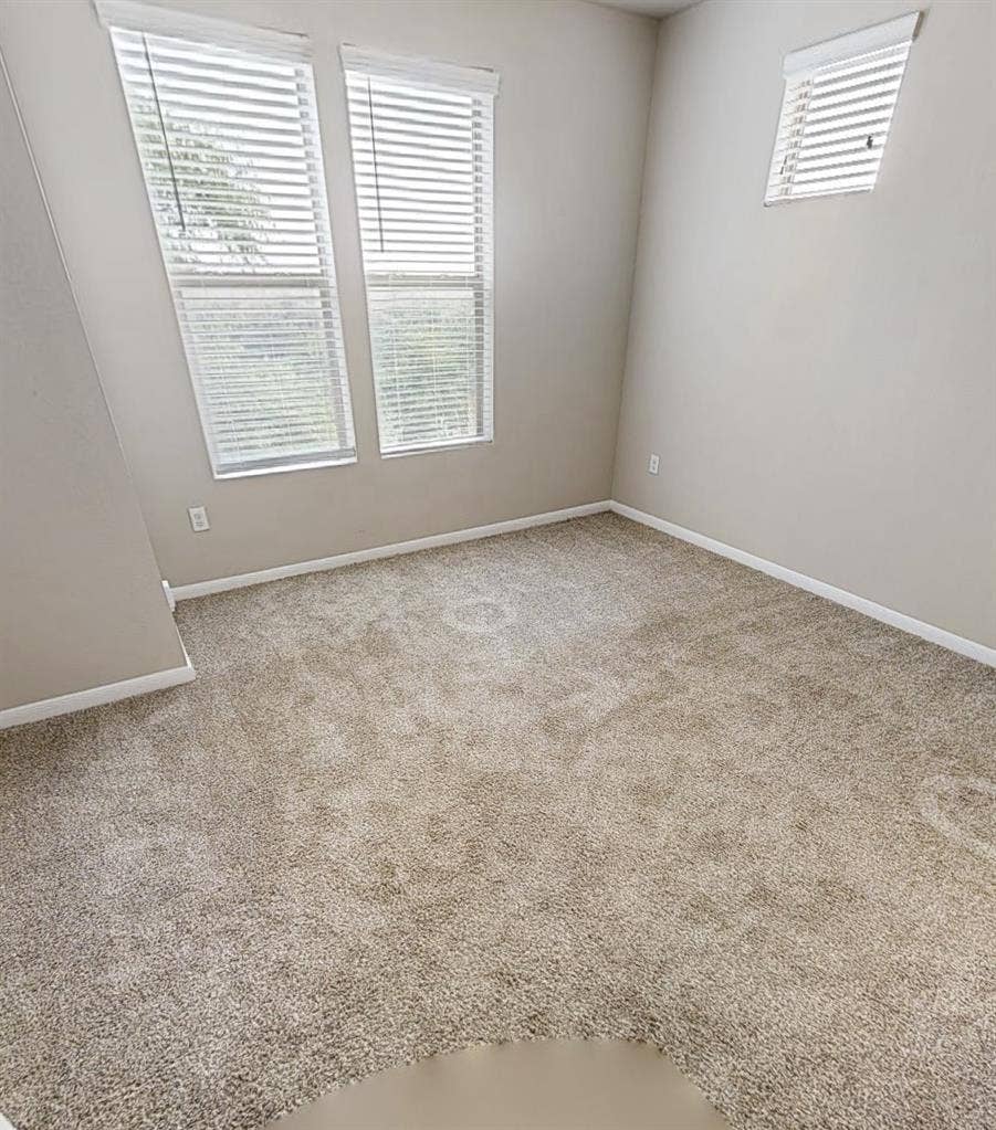 Beautiful 2 bed 2 bath in Georgetow