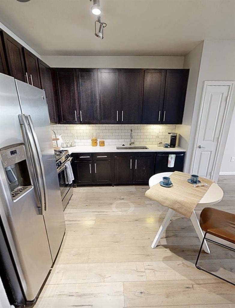 Beautiful 2 bed 2 bath in Georgetow