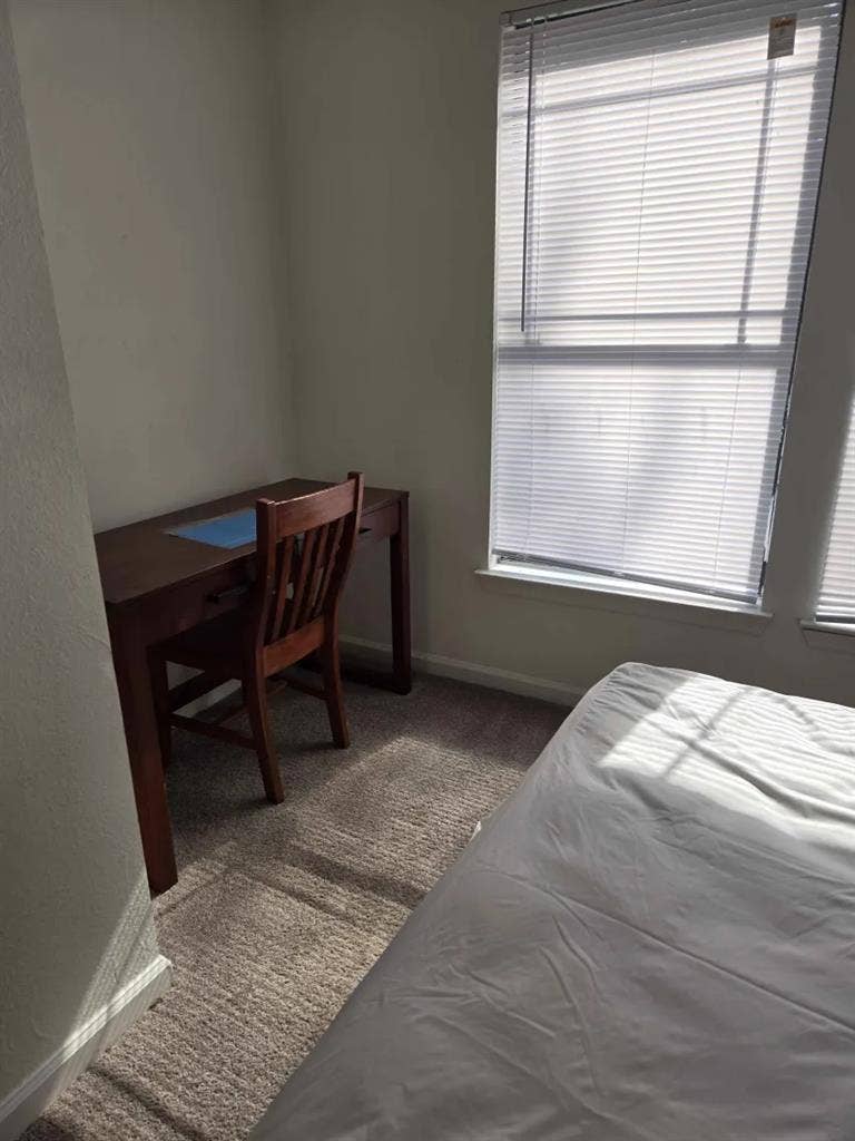 Needing Subleaser/Lease Takeover