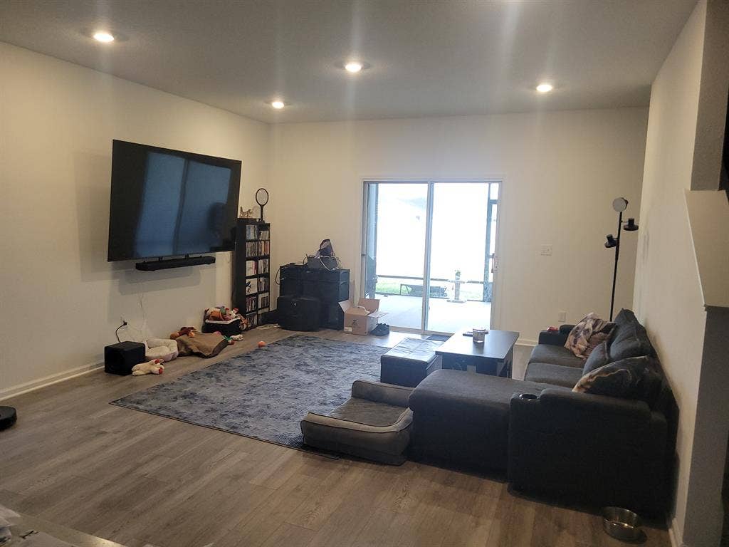 1 bed 1 bath with utilities include