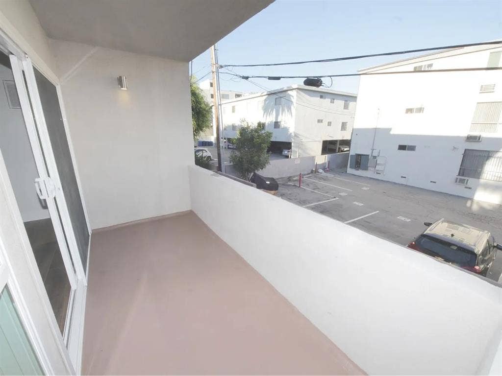 Clean & Affordable Move In Ready