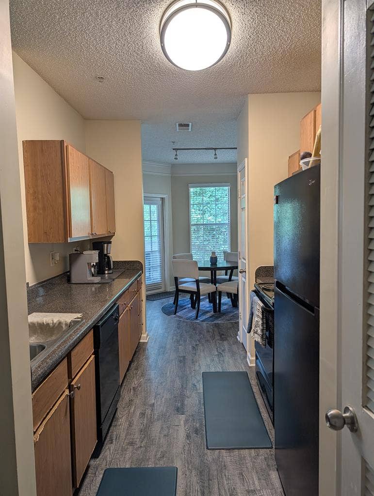 Looking for a roommate