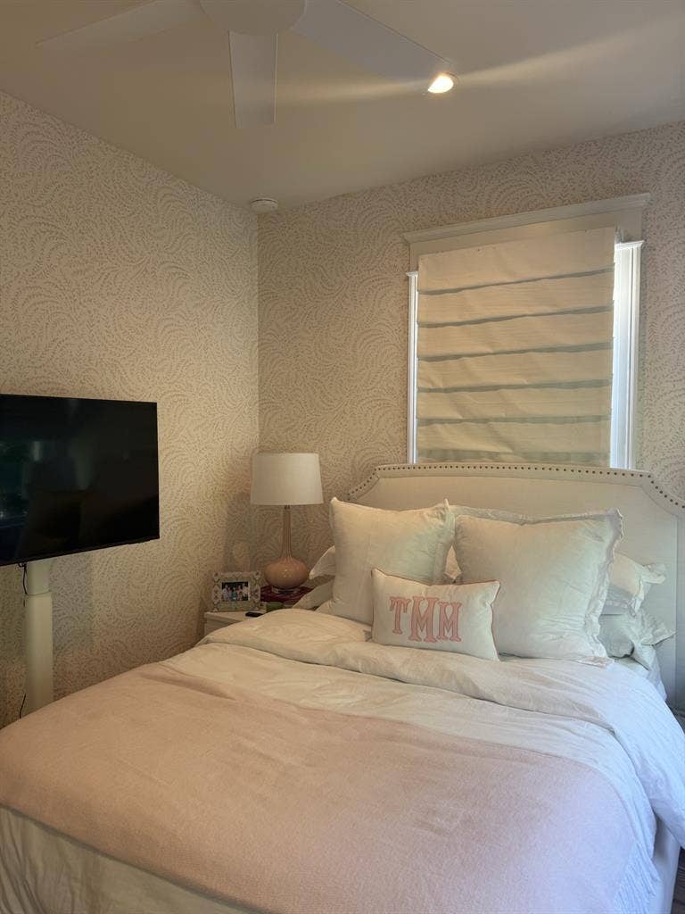 Room available in Capitol Hilll
