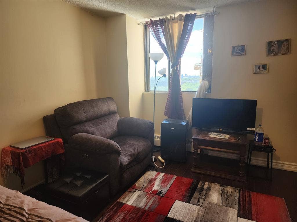 Private room with private washroom
