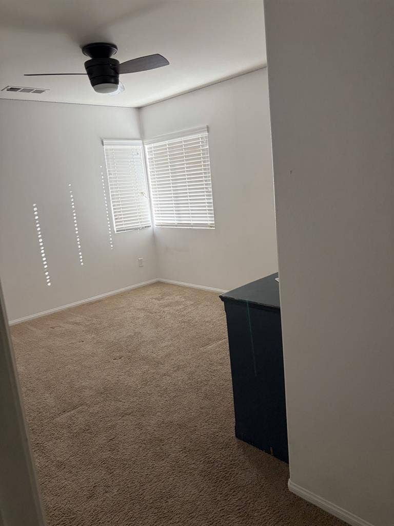 5 bdm 3.5 bth rooms for rent