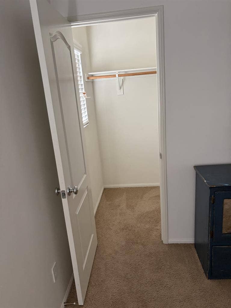 5 bdm 3.5 bth rooms for rent