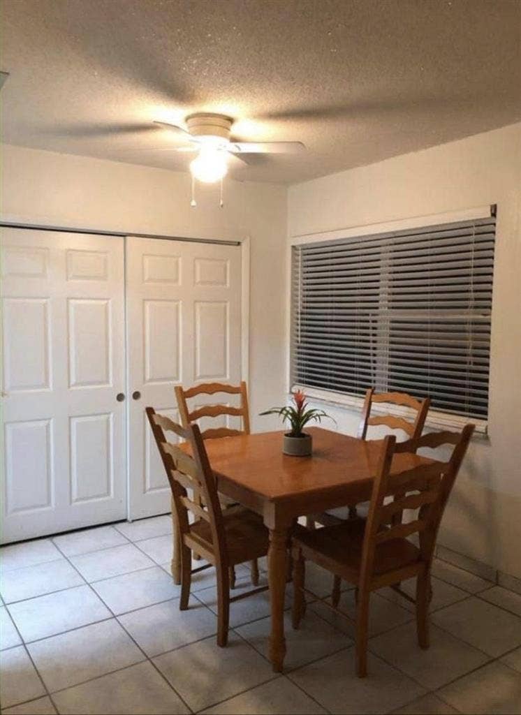 Private room for rent 