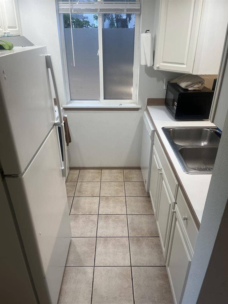 Room for Rent July 1st