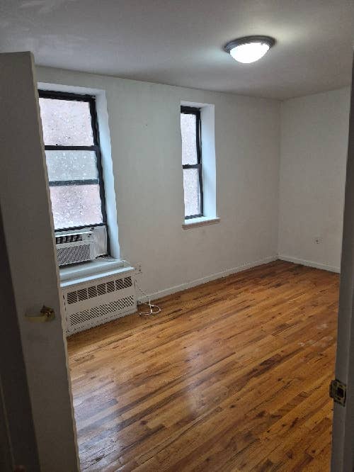 Room avaable
