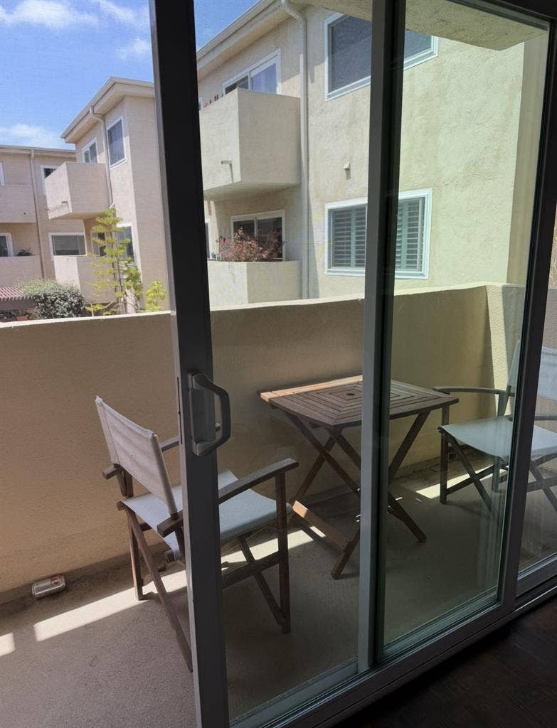 WEHO Bed+Bath Avail in 2 bed,2 bath