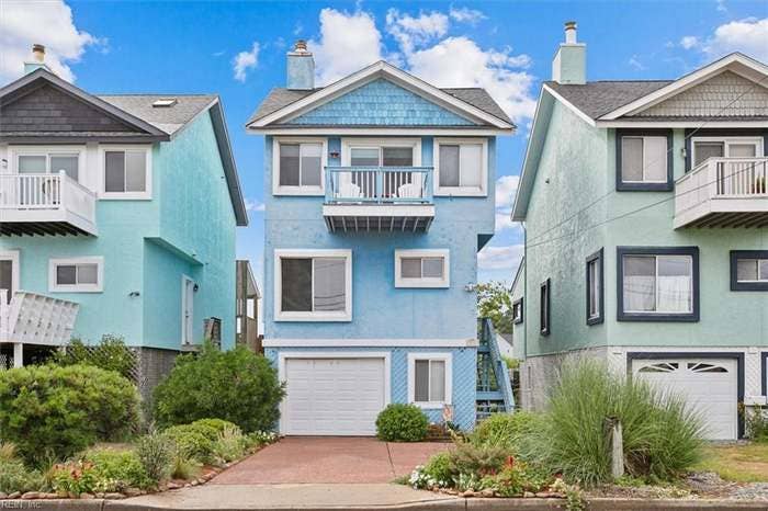 Experience Luxury by the Bay!