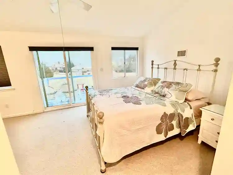 Experience Luxury by the Bay!