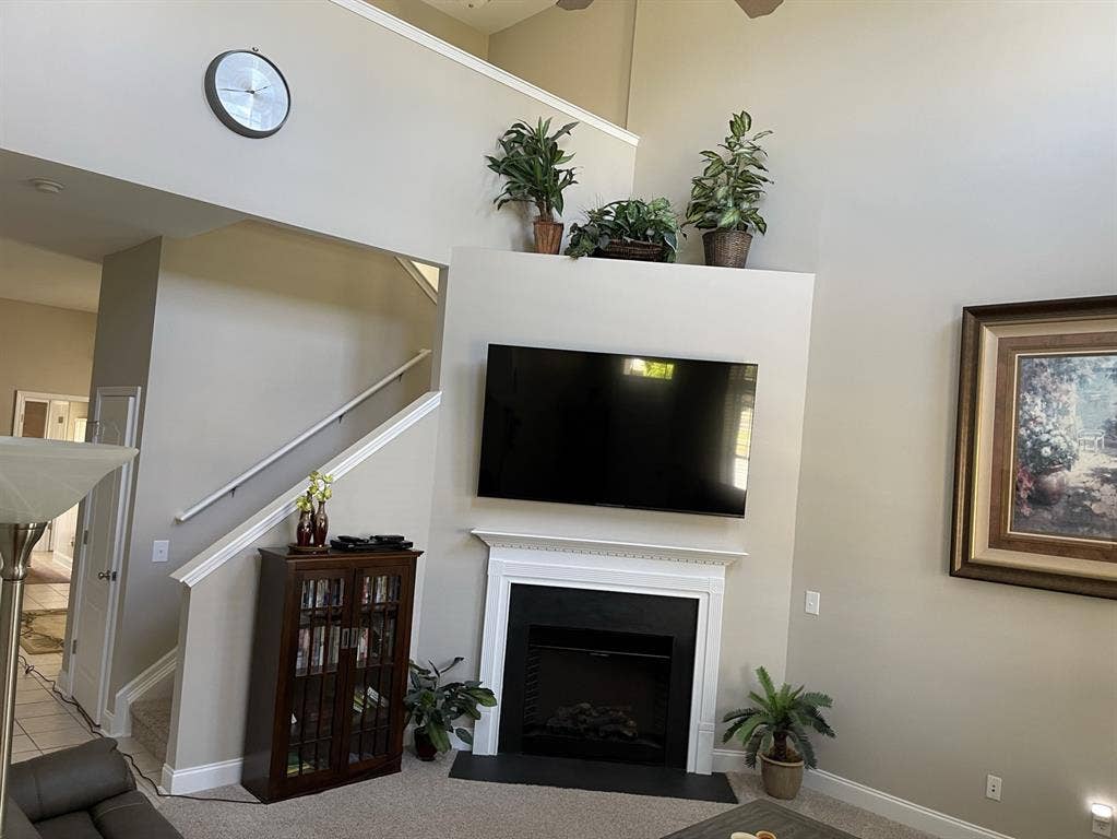 Furnished Bedroom Available