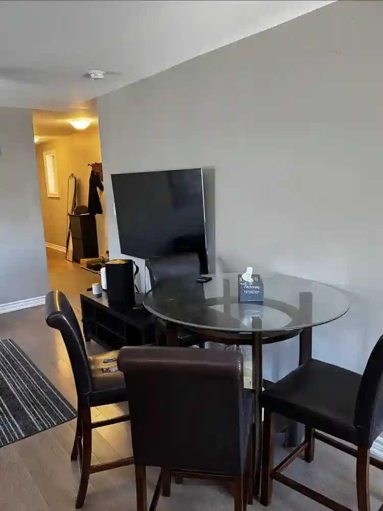 Room for rent - Keele & Rogers Rd