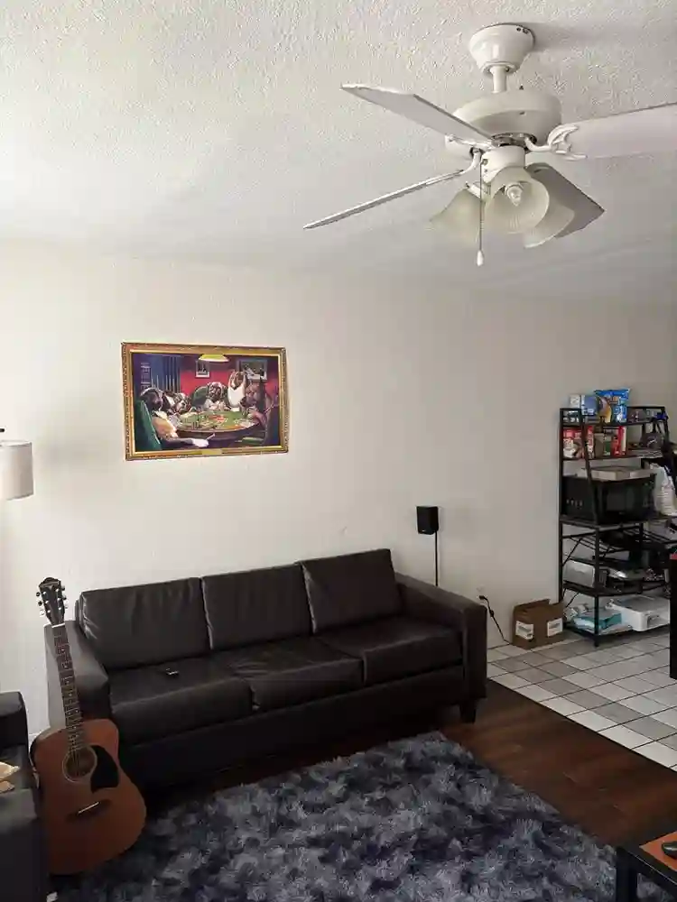 FALL RELET $865 ALL UNITS AVAILABLE
