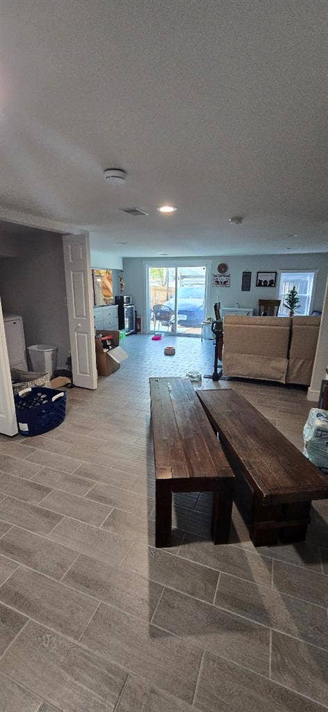 Room in SFH near MN Ave Metro