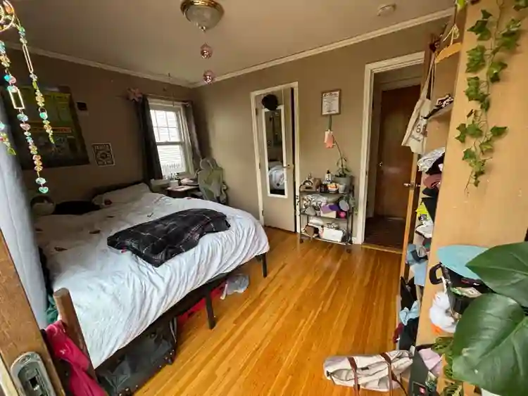 Student housing for lease