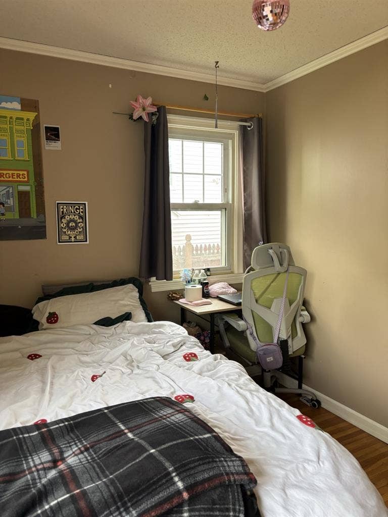 Student housing for lease
