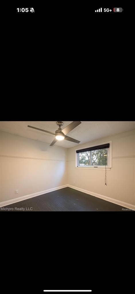 LOOKING FOR ROOM-MATE- Sterling Hts