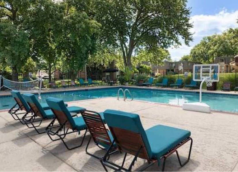 Apartment 2 br 1 ba