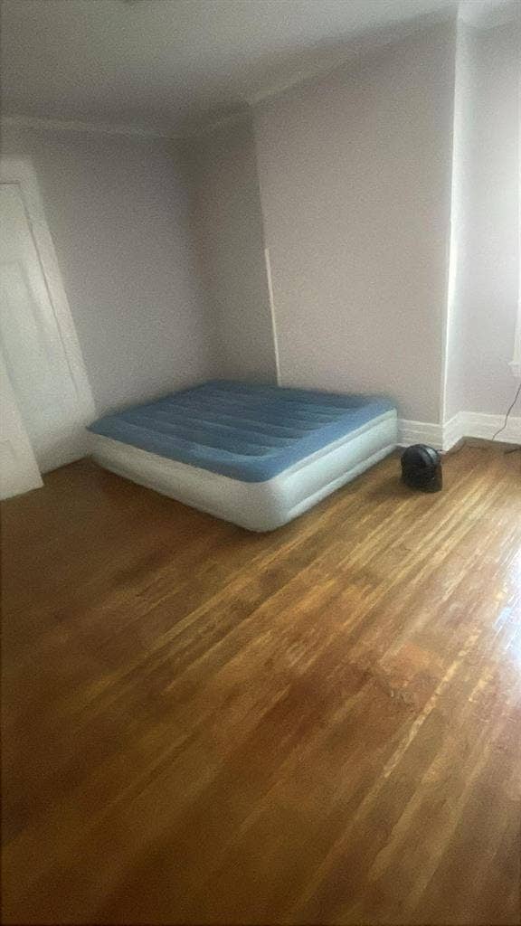 Roommate wanted