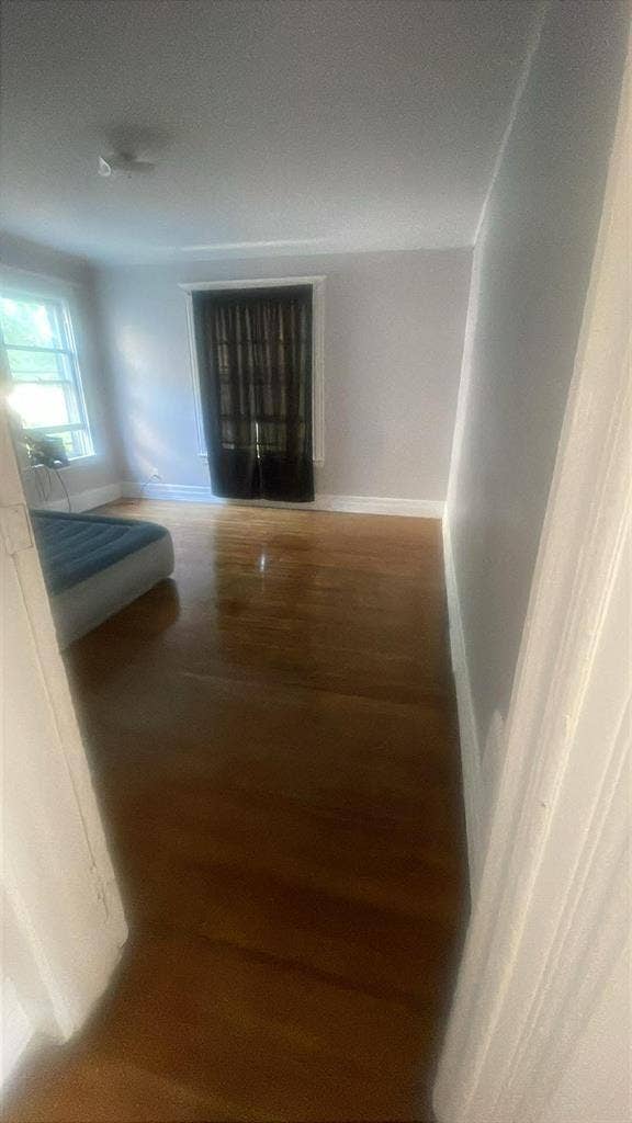 Roommate wanted