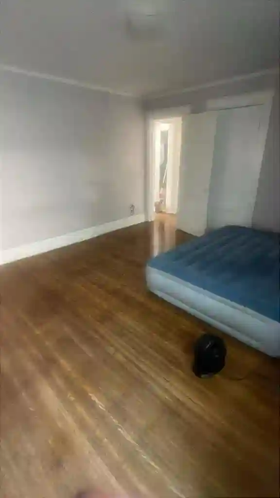 Roommate wanted