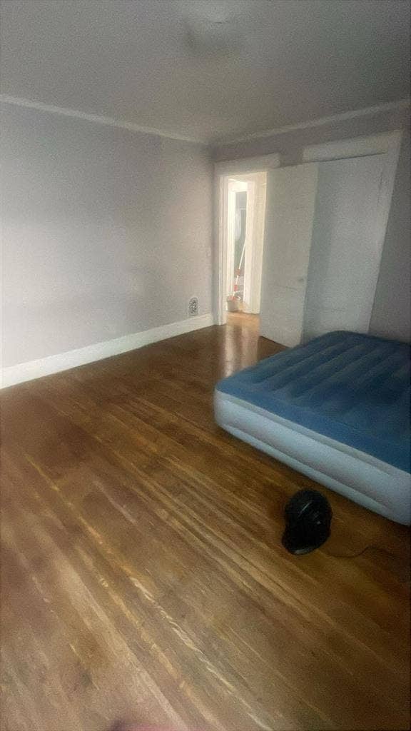 Roommate wanted
