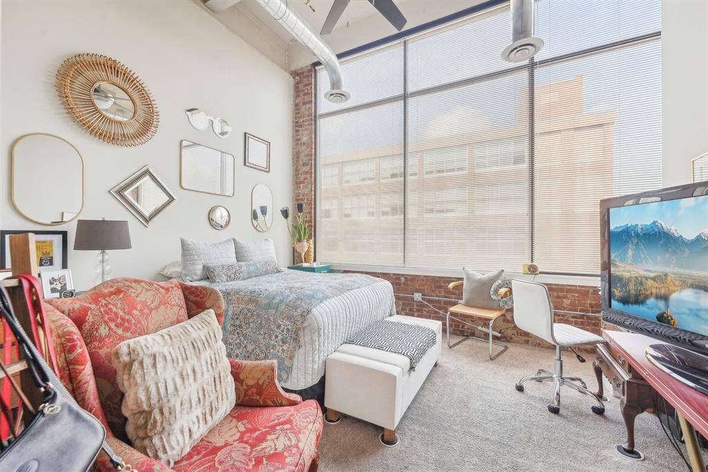 Luxury 2 bed/bath in West Reading