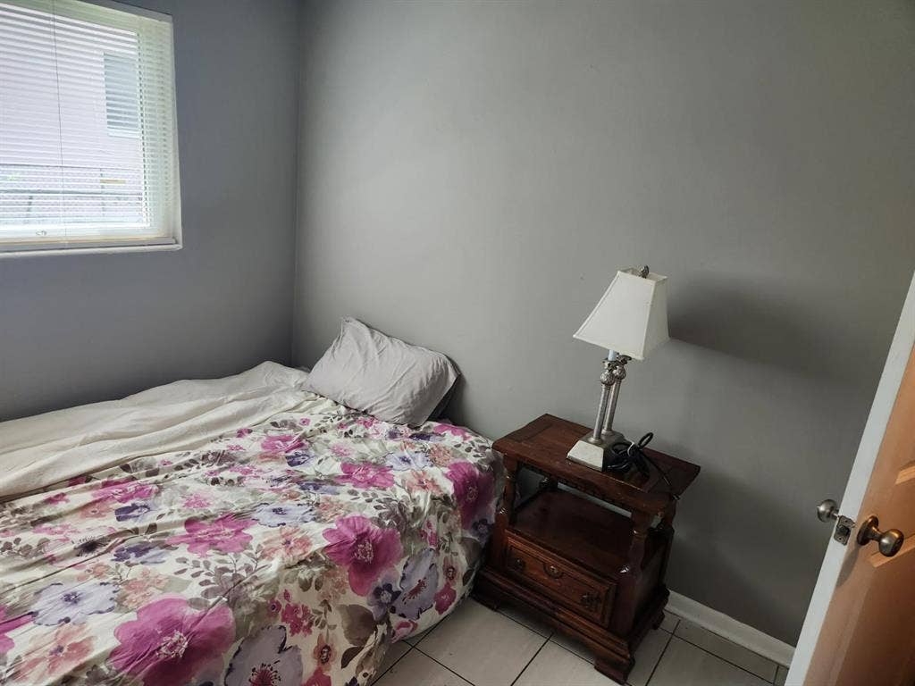 PrivateBedroom with PrivateBathroom