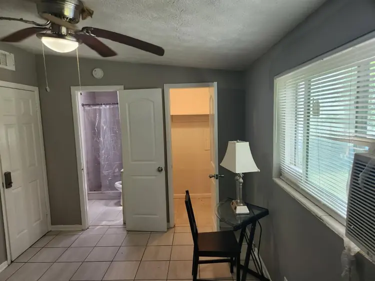 PrivateBedroom with PrivateBathroom